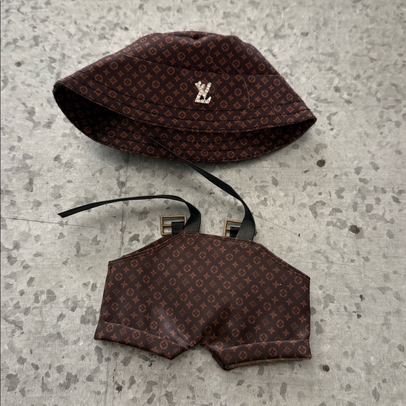 Labubu Luxury Clothes For Popmart Labubu Doll -CLOTHES ONLY - Picture 2 of 2